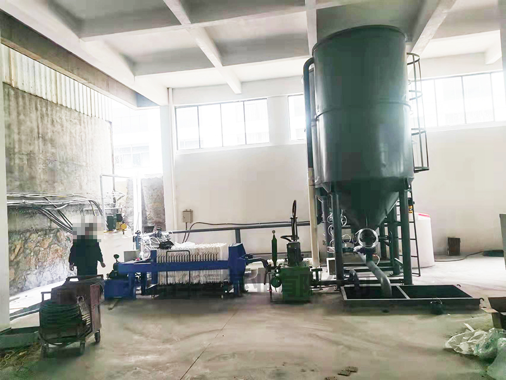 YBH140-10柱塞泥漿泵使用現(xiàn)場(chǎng)